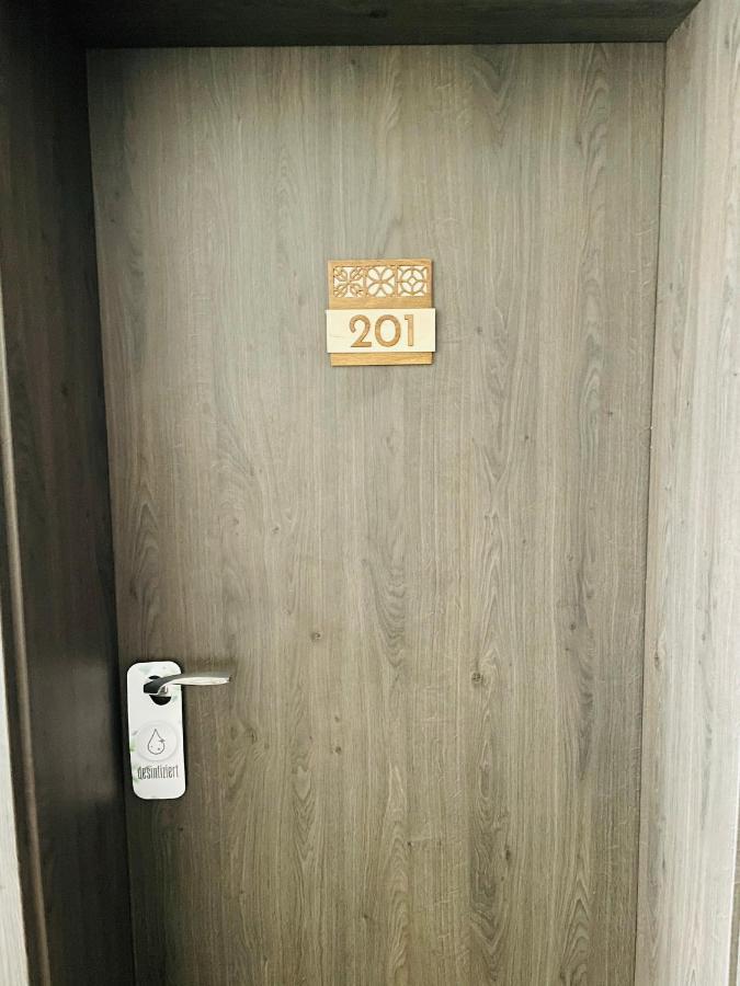Hotel Post Зіндельфінген Екстер'єр фото